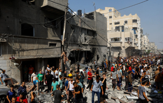 Gaza War Toll Surpasses 55,000 Amid Aid Route Killings and Hostage Recovery